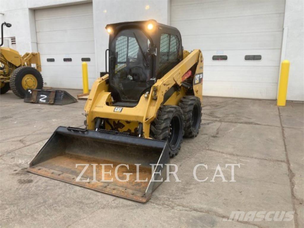 CAT 236D Mini incarcator