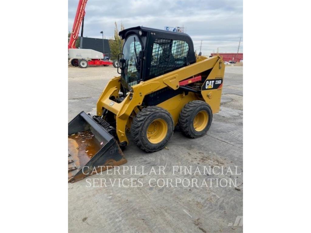 CAT 236D Mini incarcator