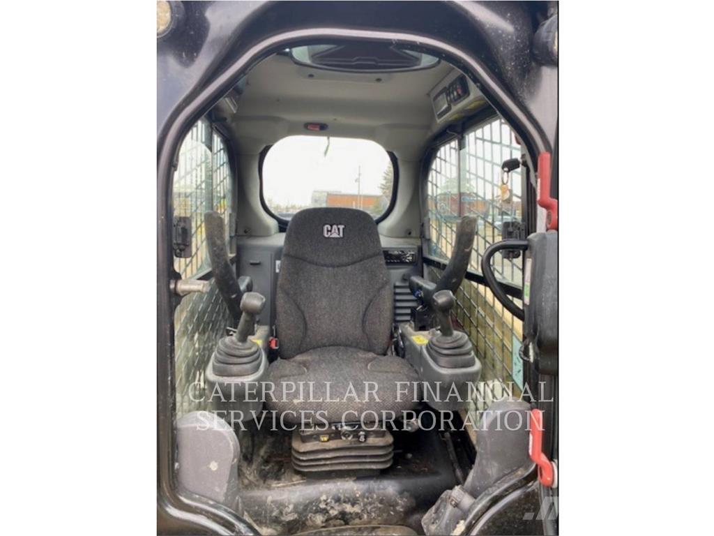 CAT 236D Mini incarcator