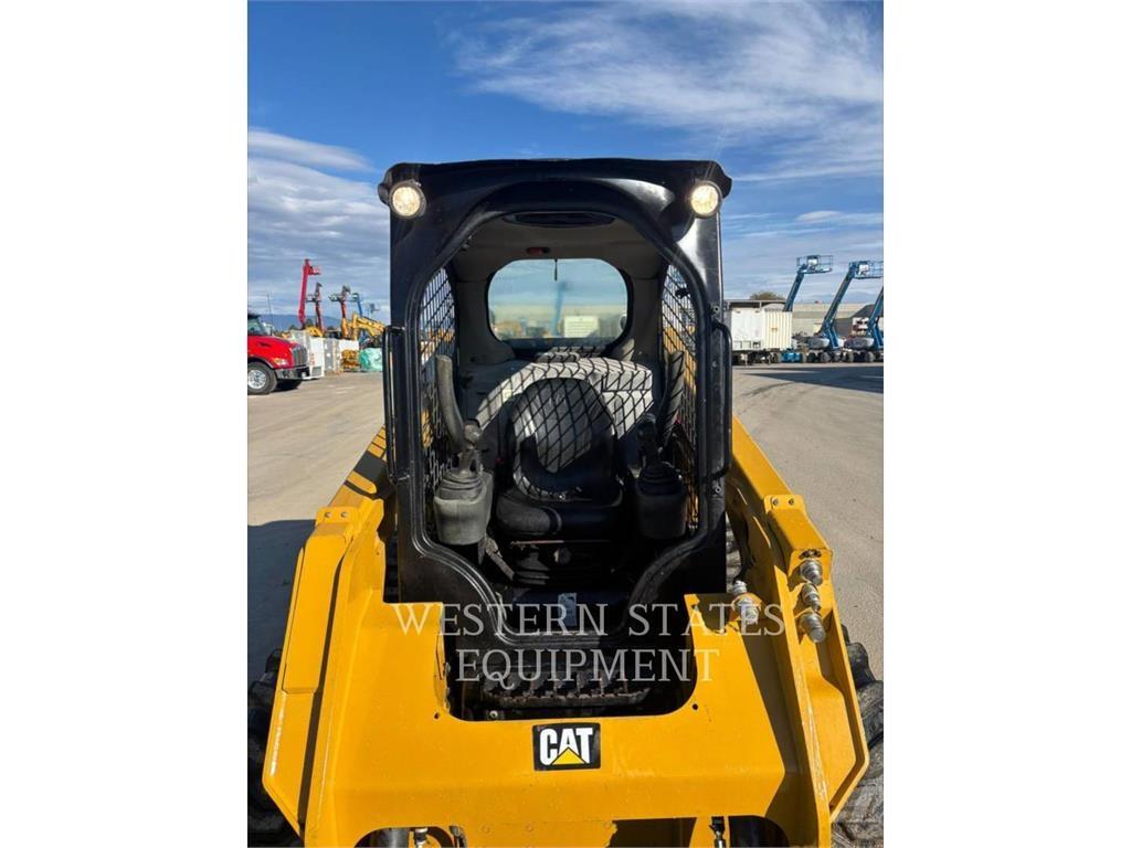 CAT 236D Mini incarcator