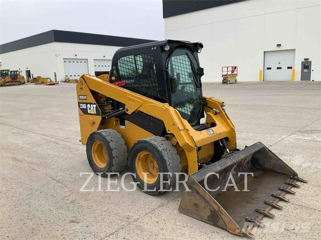 CAT 236D Mini incarcator