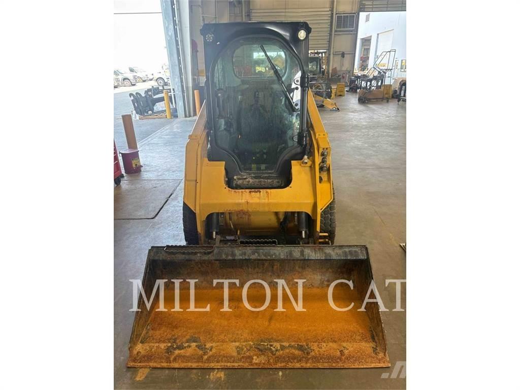 CAT 236D 3 Mini incarcator