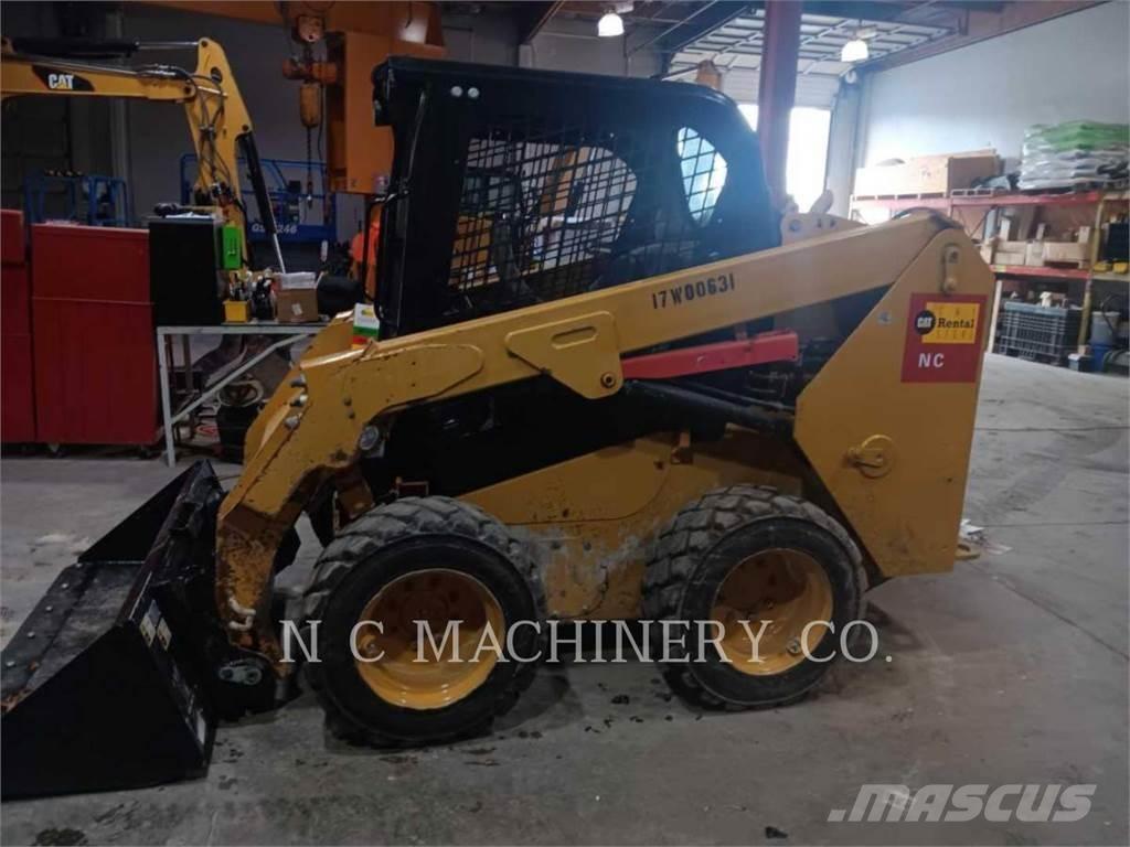 CAT 236D H2CN Mini incarcator