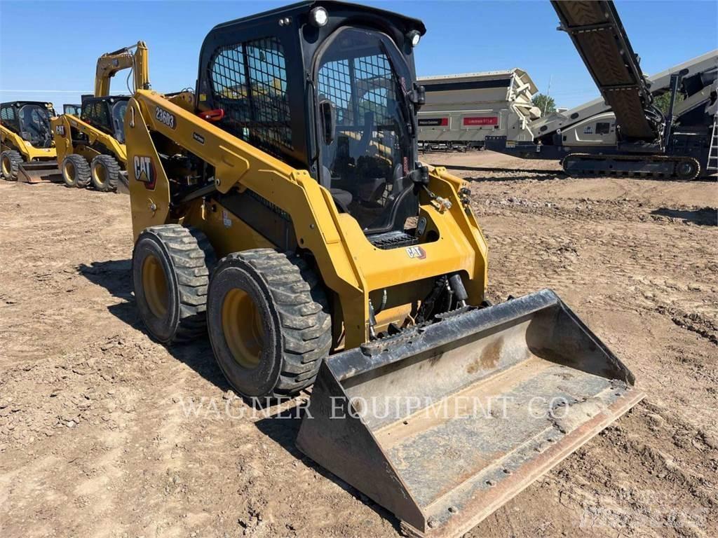CAT 236D3 Mini incarcator