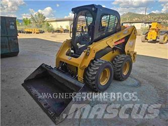 CAT 236D3 Mini incarcator