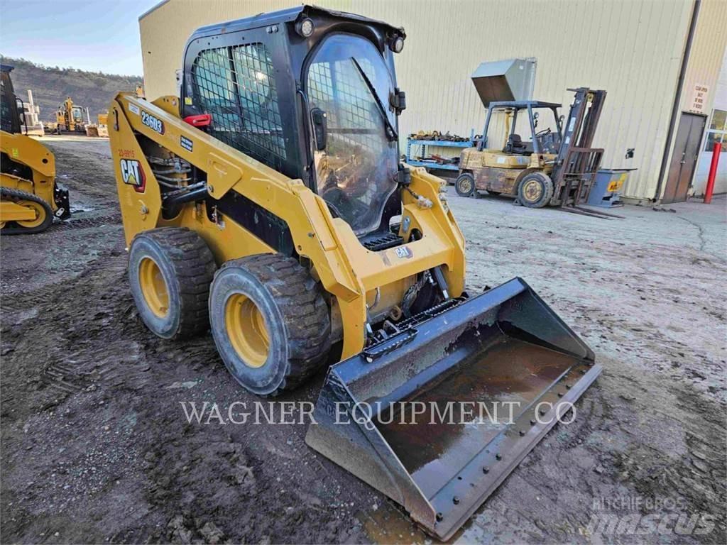 CAT 236D3 Mini incarcator