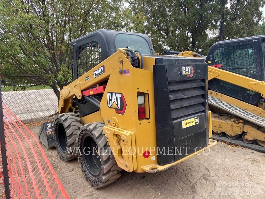 CAT 236D3 Mini incarcator