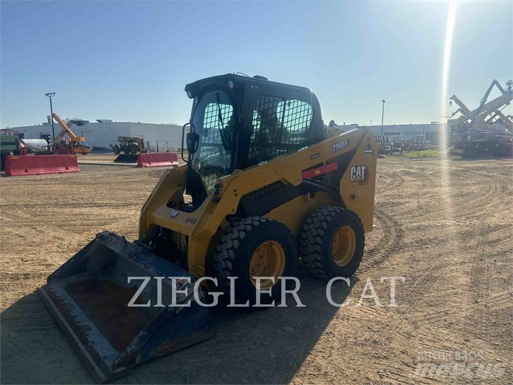 CAT 236D3 Mini incarcator