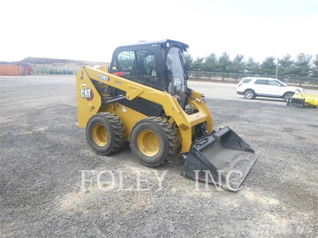 CAT 236D3 Mini incarcator