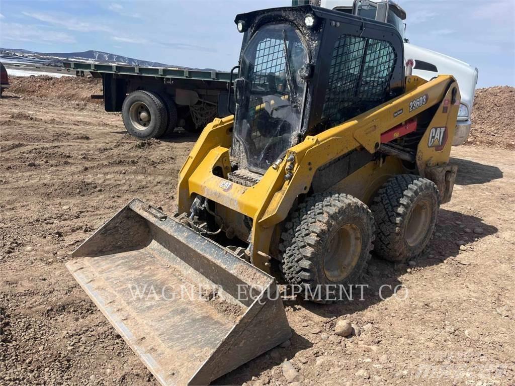 CAT 236D3 Mini incarcator