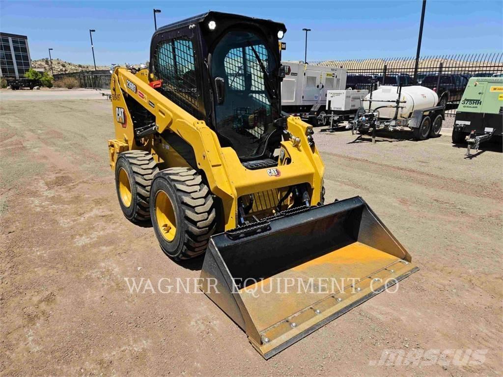 CAT 236D3 Mini incarcator