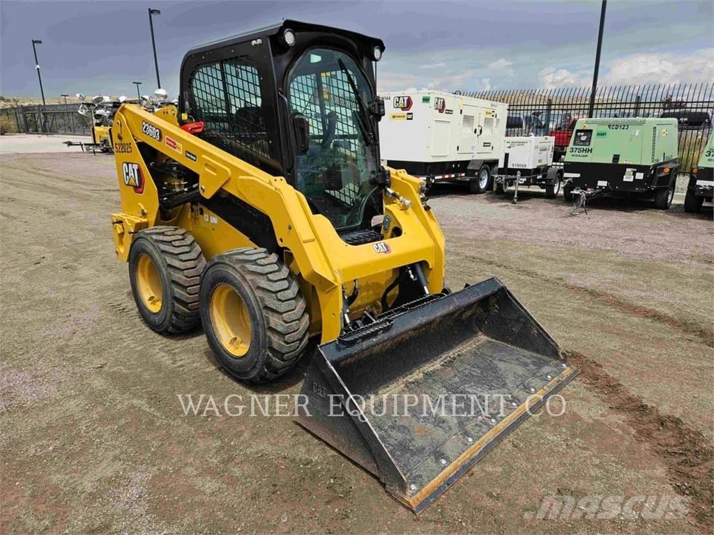 CAT 236D3 Mini incarcator