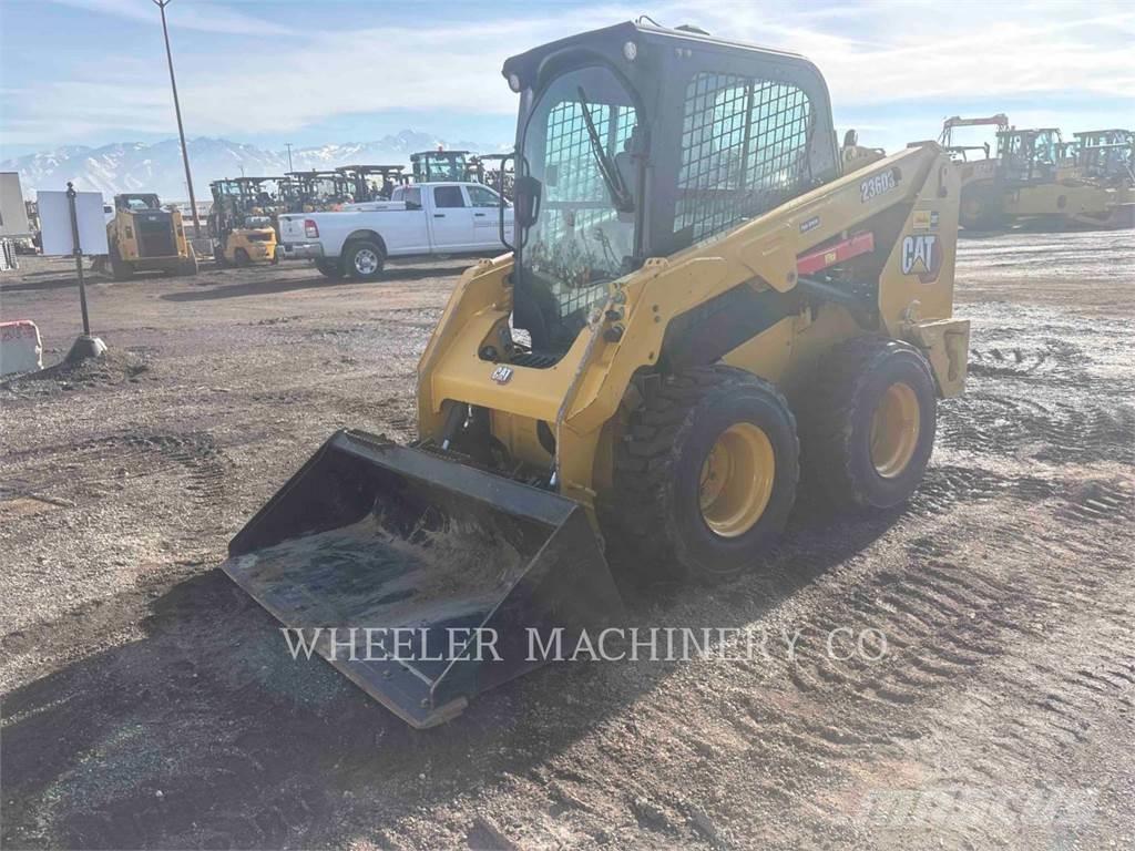 CAT 236D3 C3H2 Mini incarcator