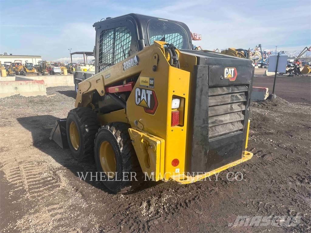CAT 236D3 C3H2 Mini incarcator