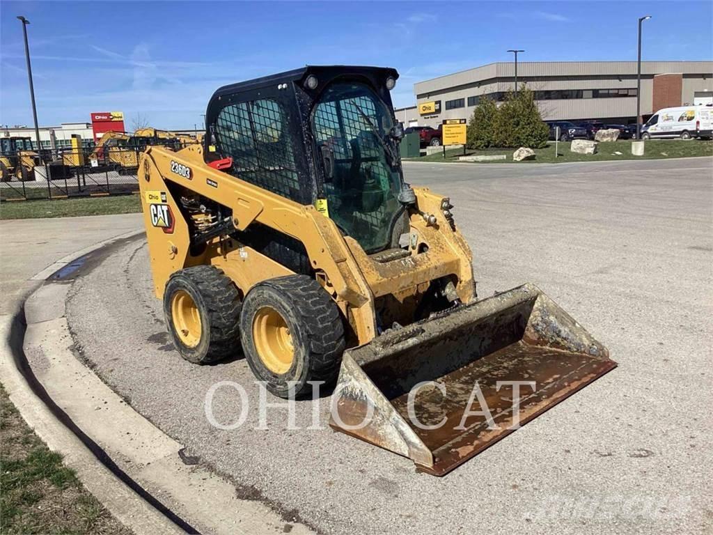 CAT 236D3 C3H2 Mini incarcator