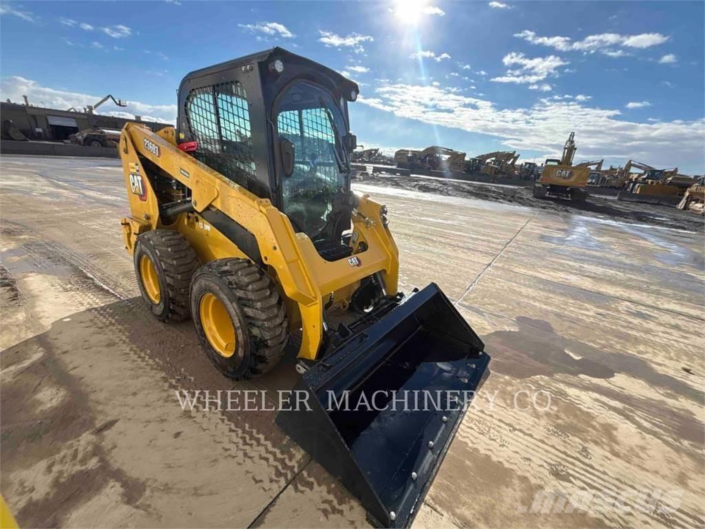 CAT 236D3 C3H2 Mini incarcator