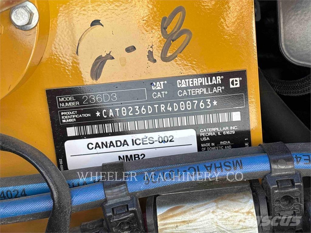 CAT 236D3 C3H2 Mini incarcator