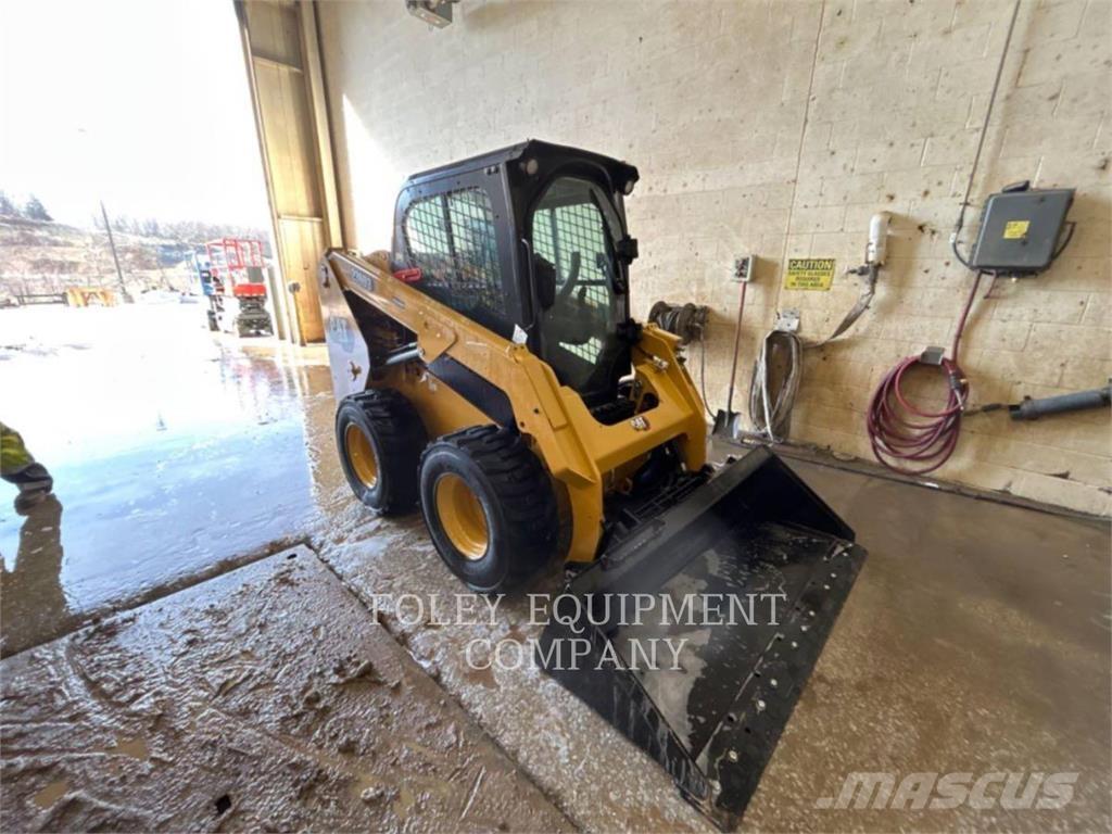 CAT 236D3STD2C Mini incarcator