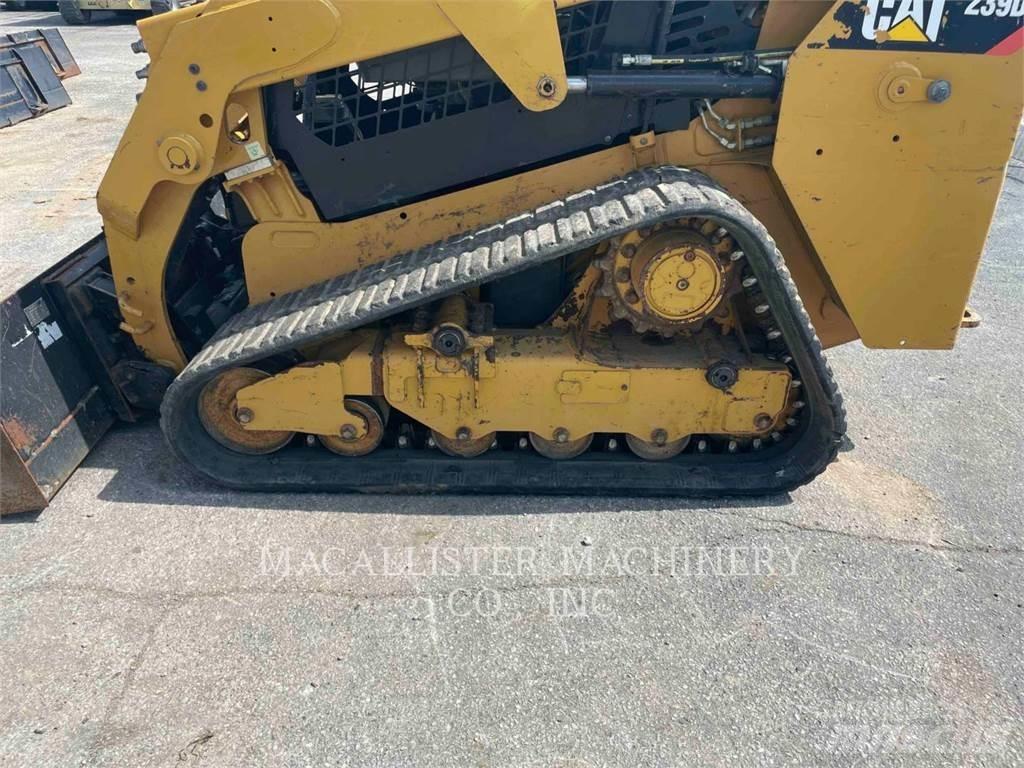 CAT 239D Încarcatoare cu excavator