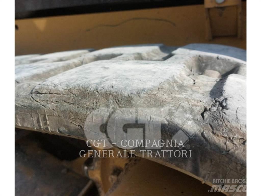 CAT 239D Încarcatoare cu excavator