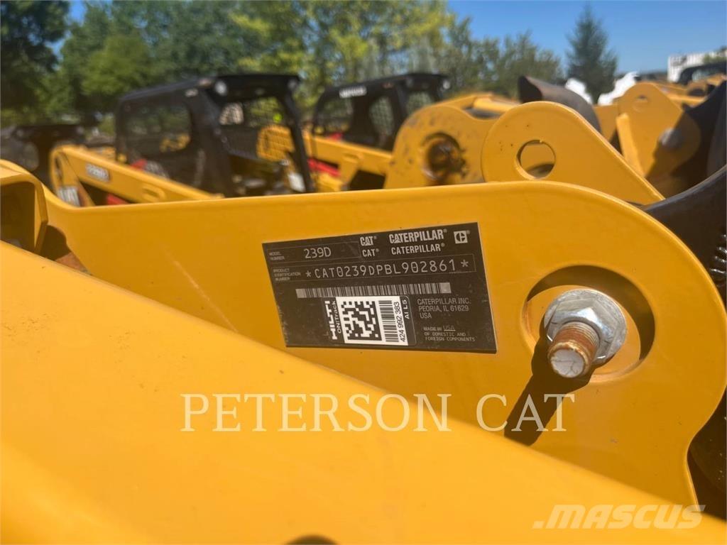 CAT 239D Încarcatoare cu excavator