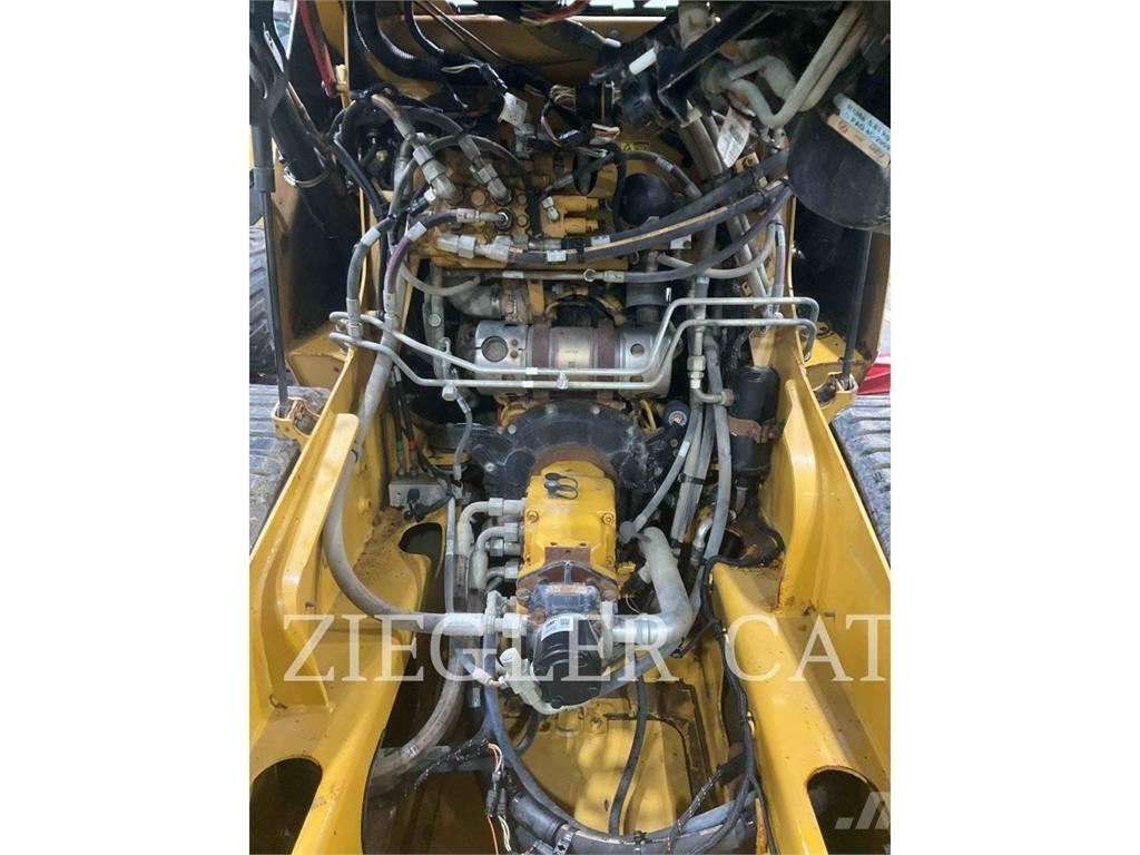 CAT 239D Încarcatoare cu excavator