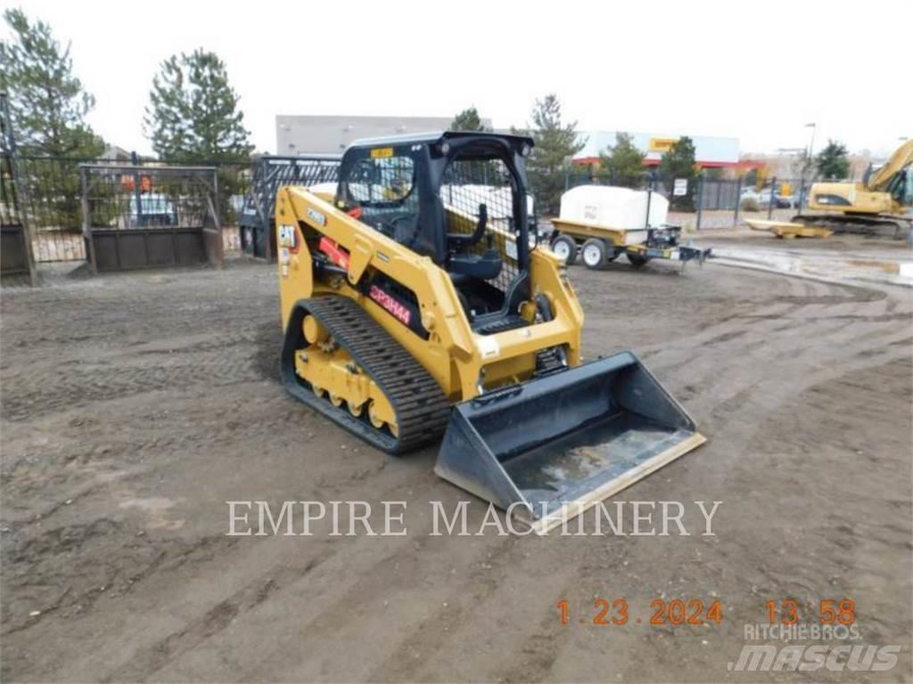 CAT 239D3 Mini incarcator
