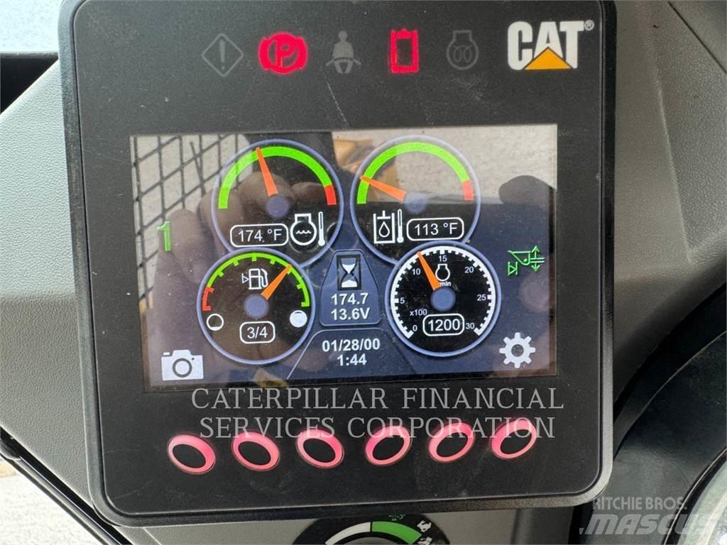 CAT 239D3 Încarcatoare cu excavator