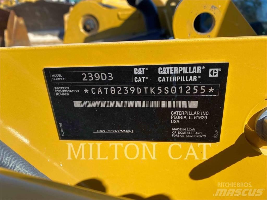 CAT 239D3 Încarcatoare cu excavator