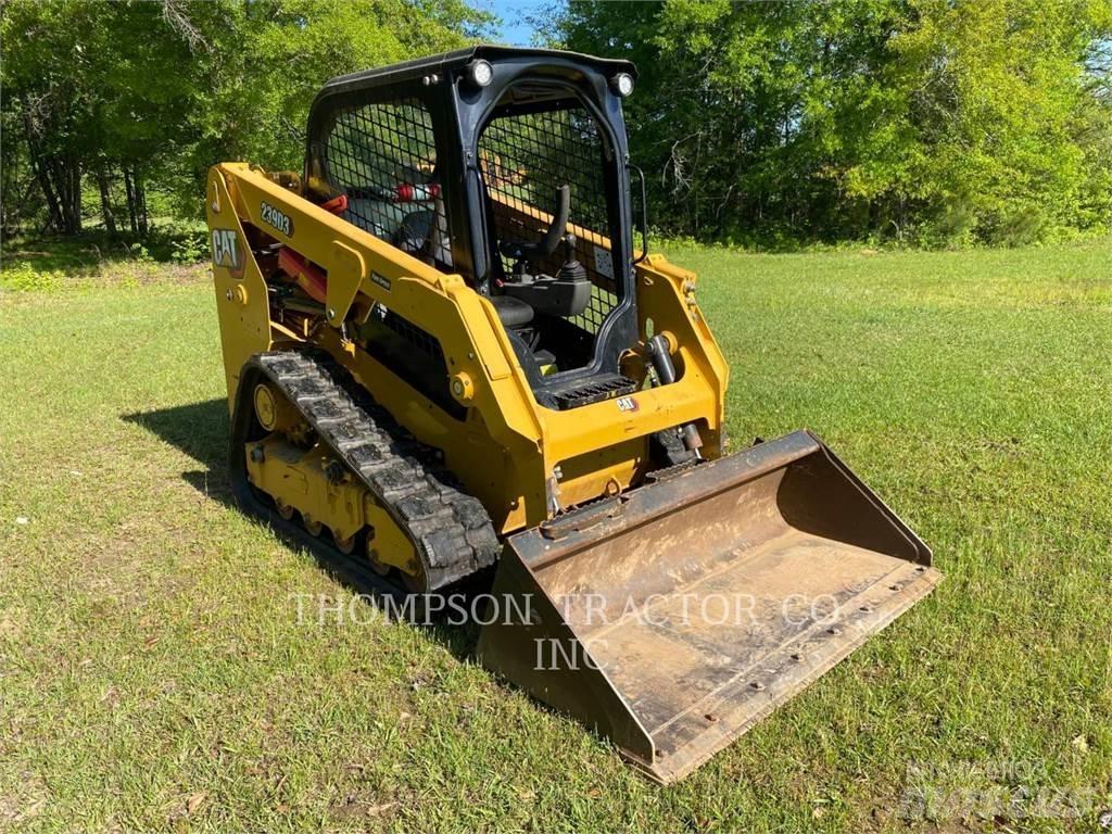 CAT 239D3 Încarcatoare cu excavator