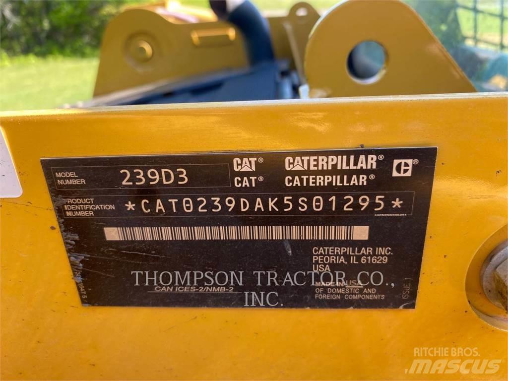 CAT 239D3 Încarcatoare cu excavator