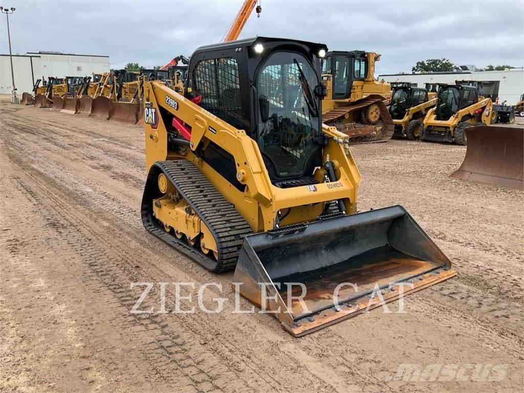 CAT 239D3 Încarcatoare cu excavator