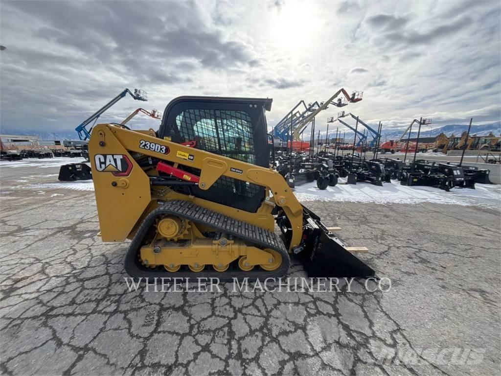 CAT 239D3 C3H2 Încarcatoare cu excavator