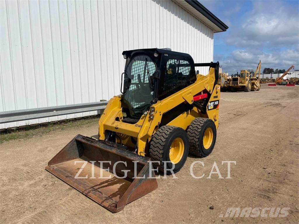 CAT 242D Mini incarcator