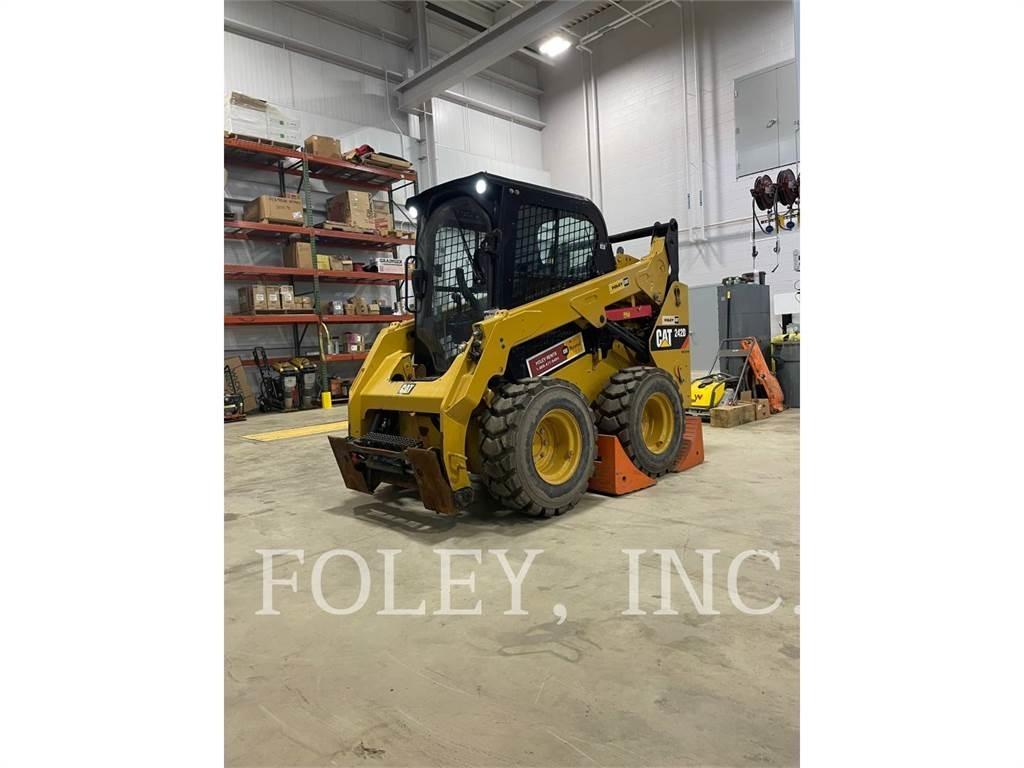 CAT 242D Mini incarcator