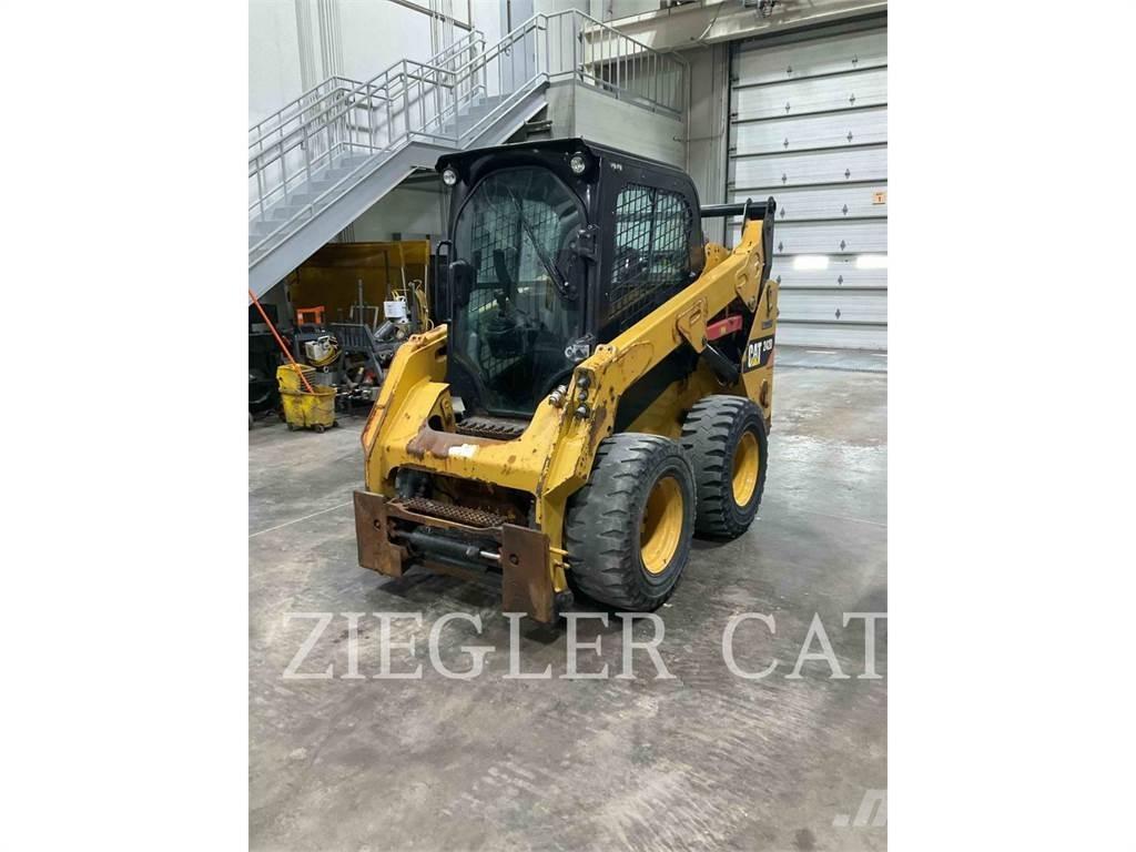 CAT 242D Mini incarcator