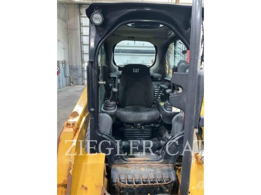 CAT 242D Mini incarcator