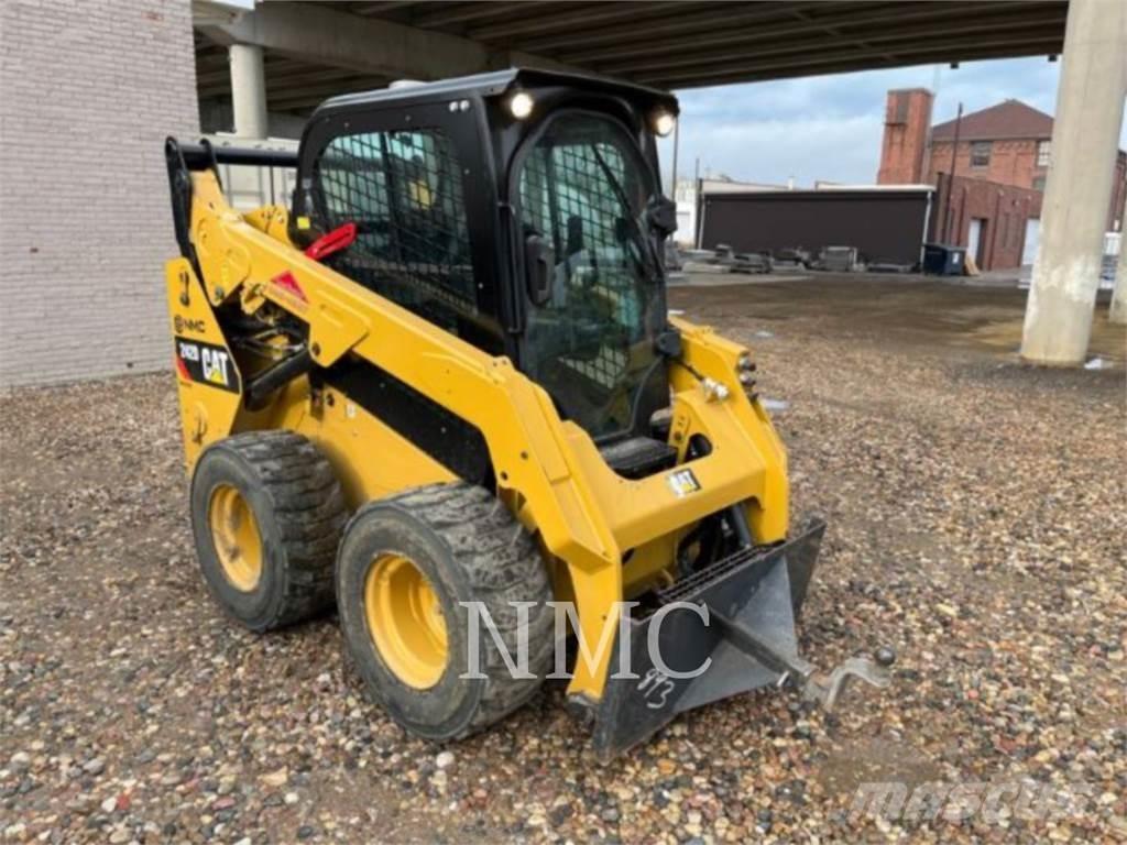 CAT 242D Mini incarcator