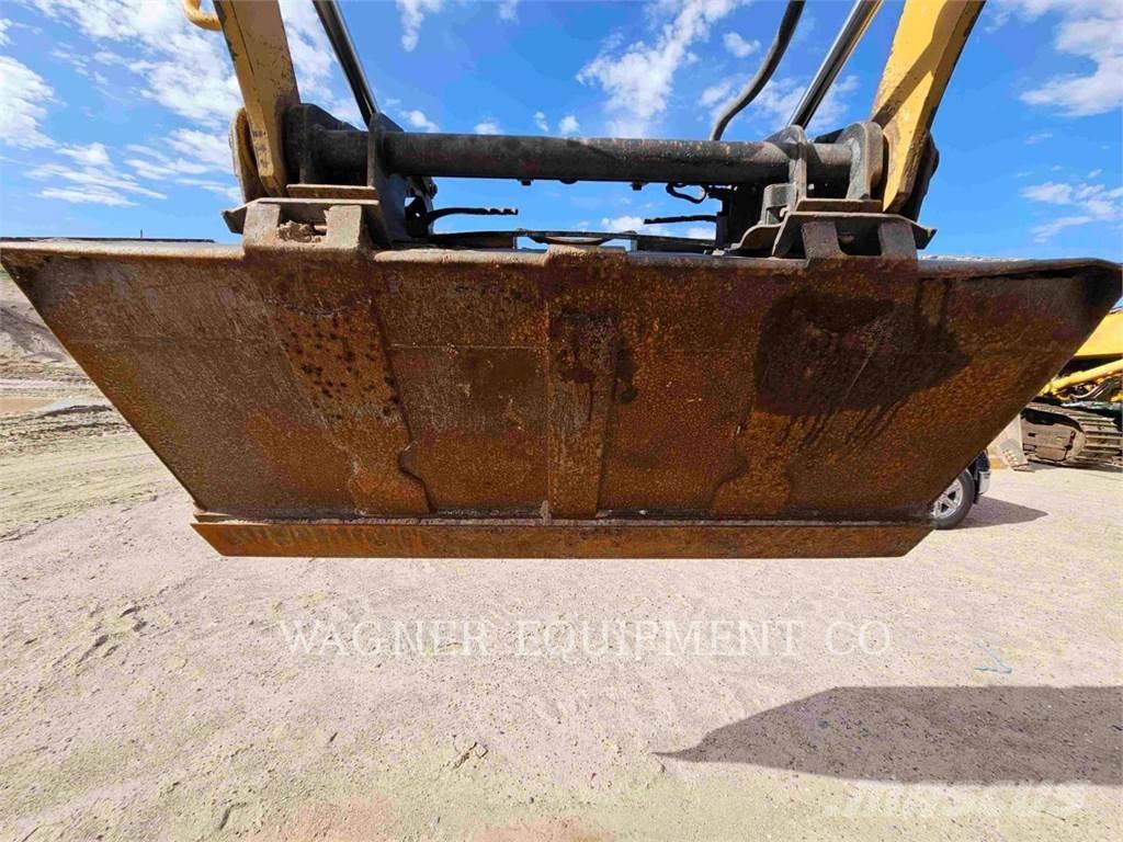 CAT 242D Mini incarcator
