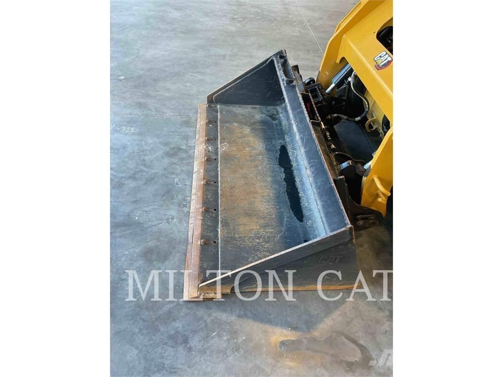 CAT 242D 3 Mini incarcator