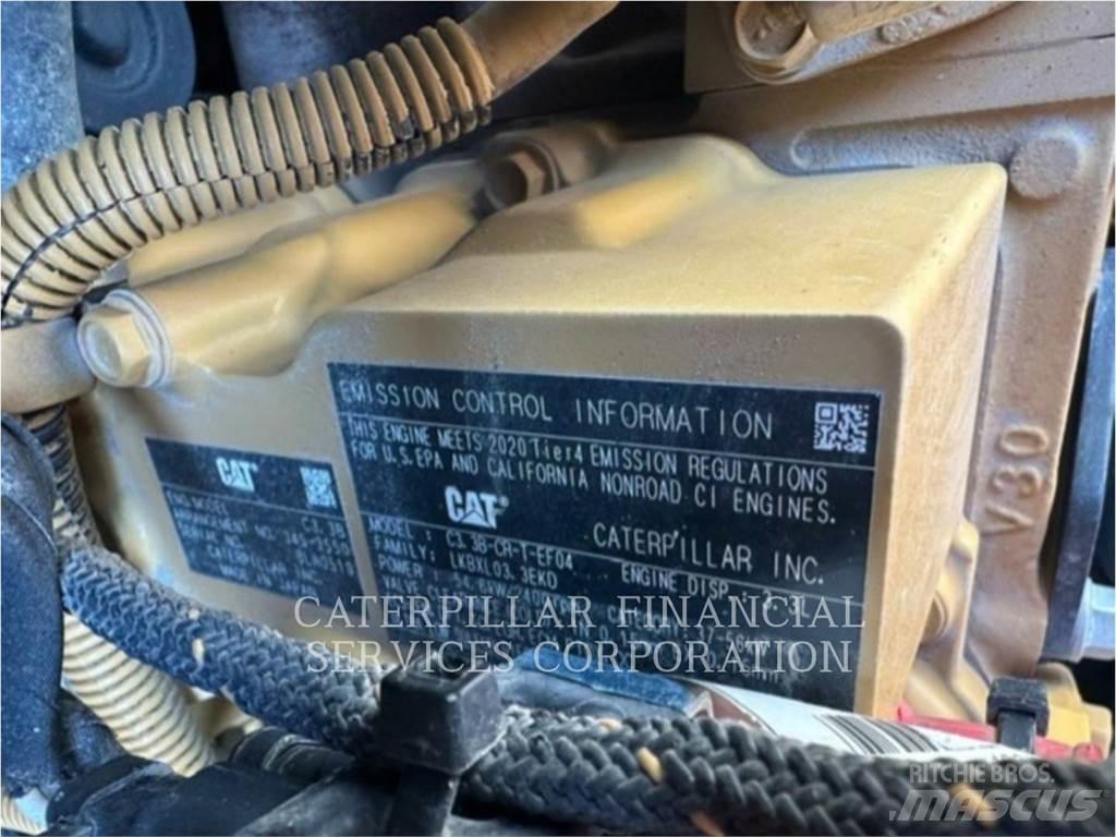 CAT 242D3 Mini incarcator