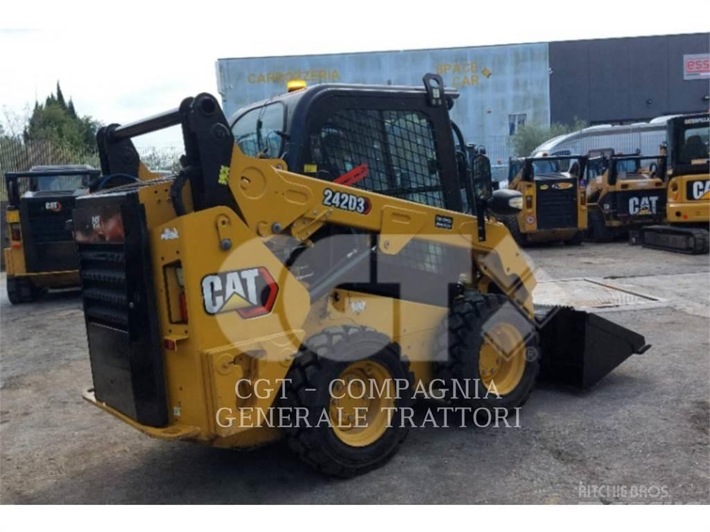 CAT 242D3 Mini incarcator