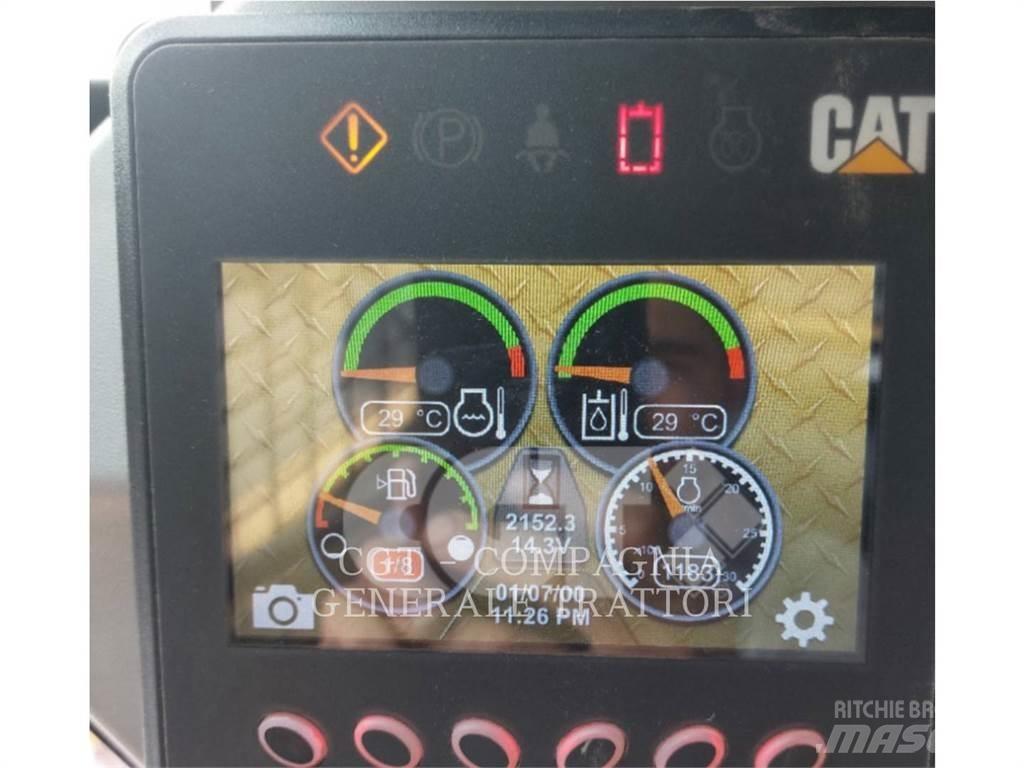 CAT 242D3 Mini incarcator