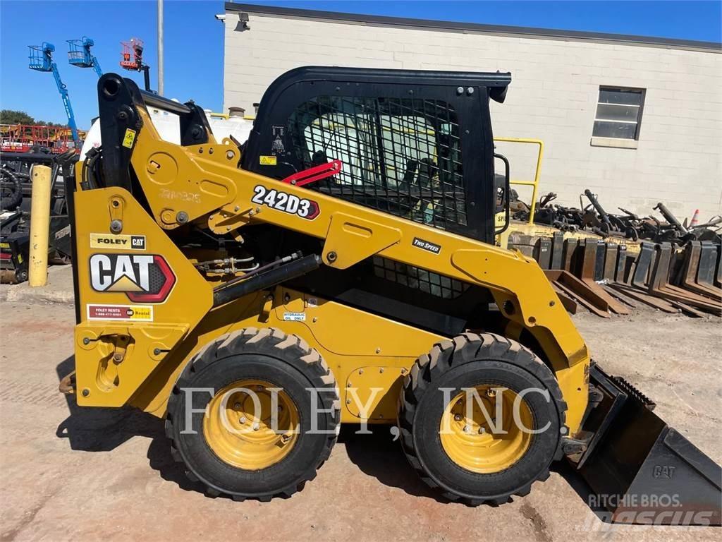CAT 242D3 Mini incarcator