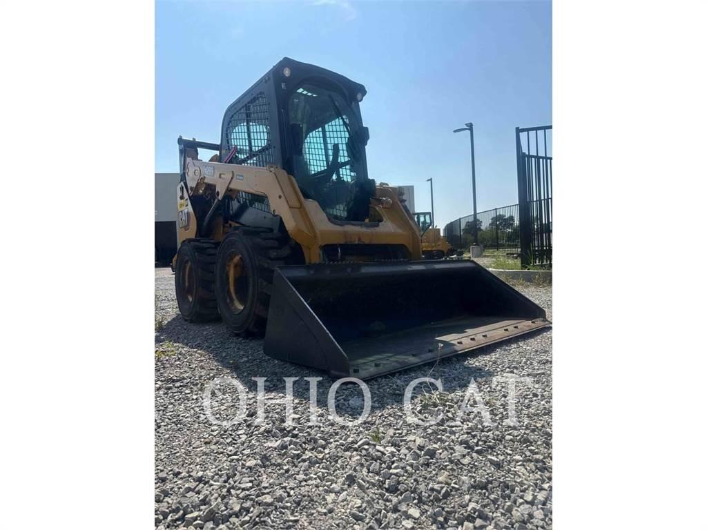 CAT 242D3 C3H2 Mini incarcator