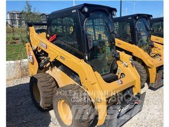 CAT 242D3STD2C Mini incarcator