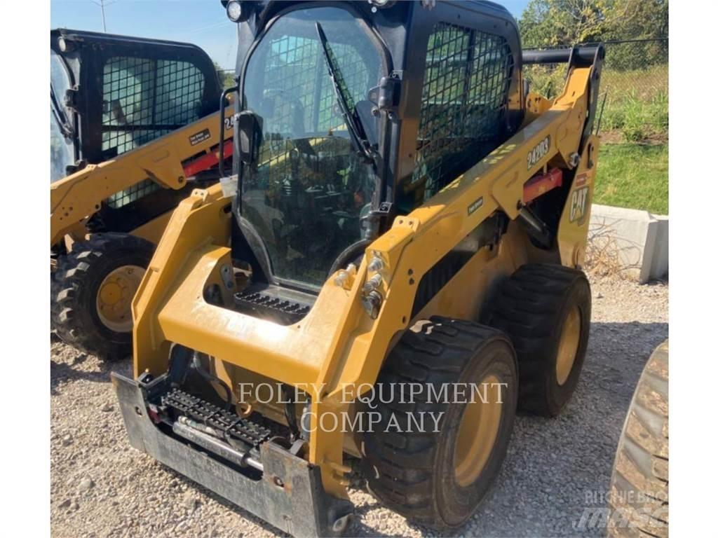 CAT 242D3STD2C Mini incarcator