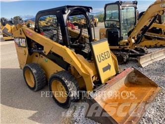 CAT 246D Mini incarcator