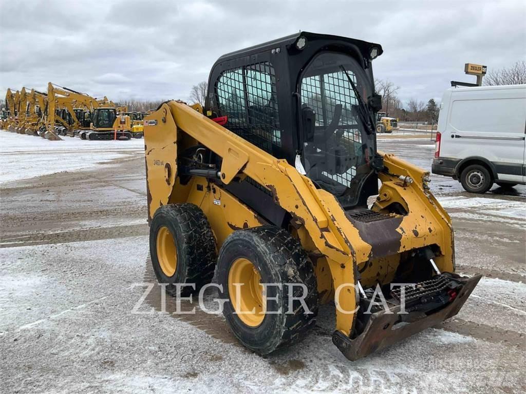 CAT 246D Mini incarcator