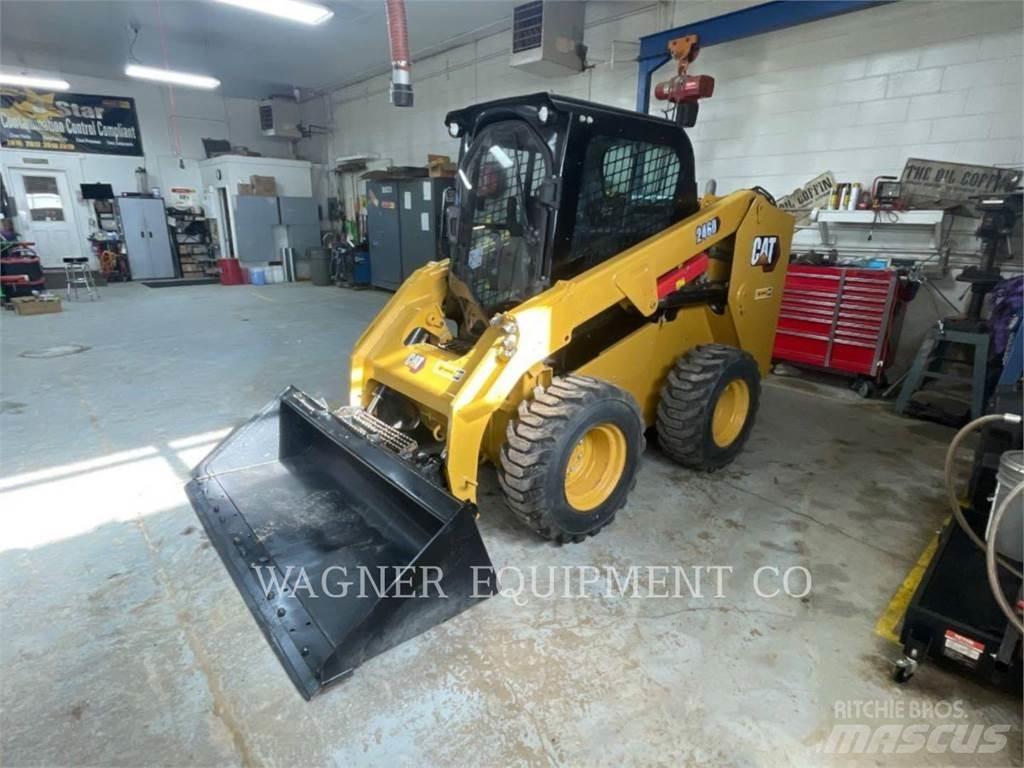 CAT 246D Mini incarcator